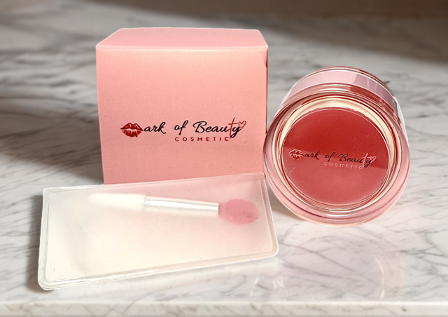 Lip Scrub/Mask (Strawberry) with applicator